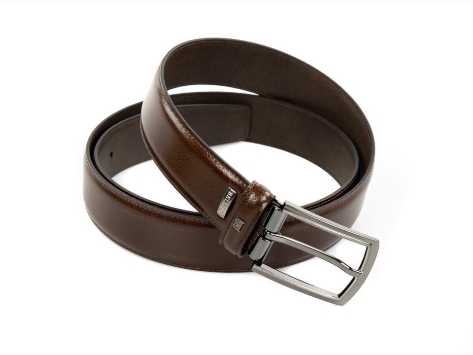 Cinturón de piel liso