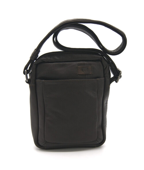 Bolso de piel con tira ajustable