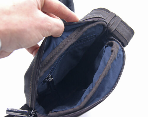Bolso de piel con tira ajustable - Imagen 4