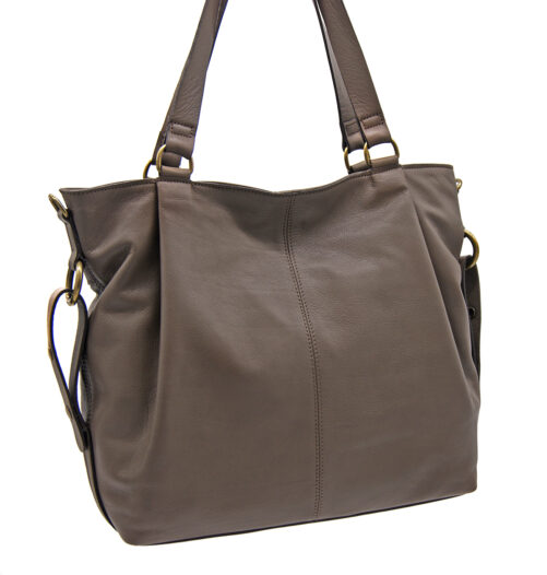 Bolso de piel con adornos laterales. - Imagen 9