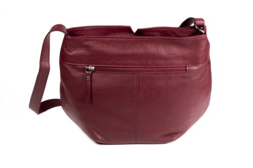 Bolso de piel con tira regulable. - Imagen 15