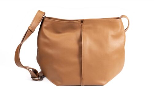 Bolso de piel con tira regulable. - Imagen 20