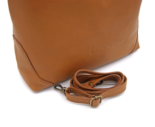 Bolso de piel tipo saco. - Imagen 4