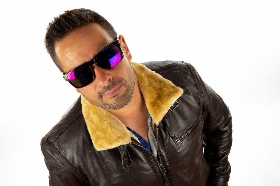 Chaqueta de piel, IVAN