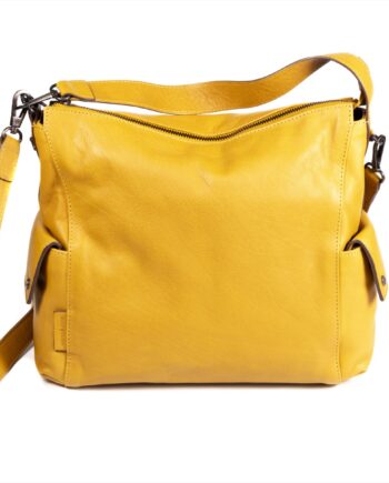 Bolso de piel con bolsillos.