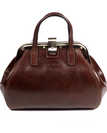 Bolso de boquilla en piel.