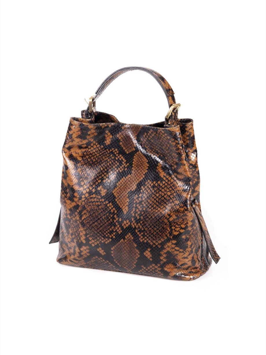 Bolso de piel con asa extensible