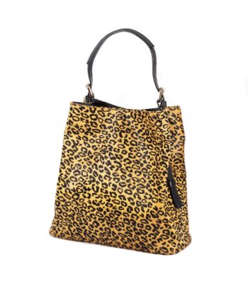 Bolso de piel con asa extensible