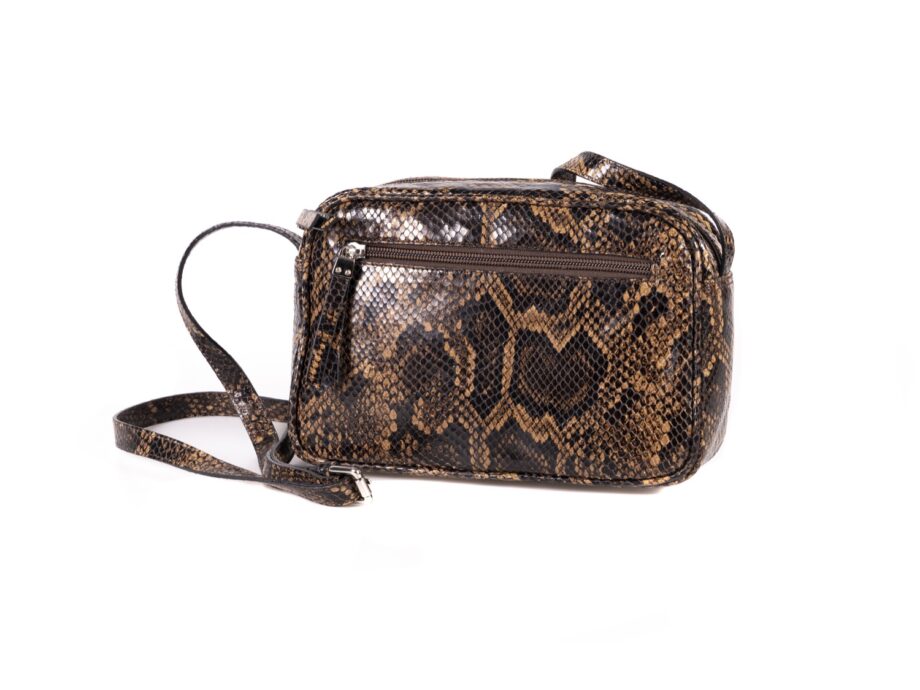 Bolso grabado de piel.