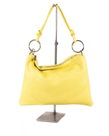 Bolso de piel.