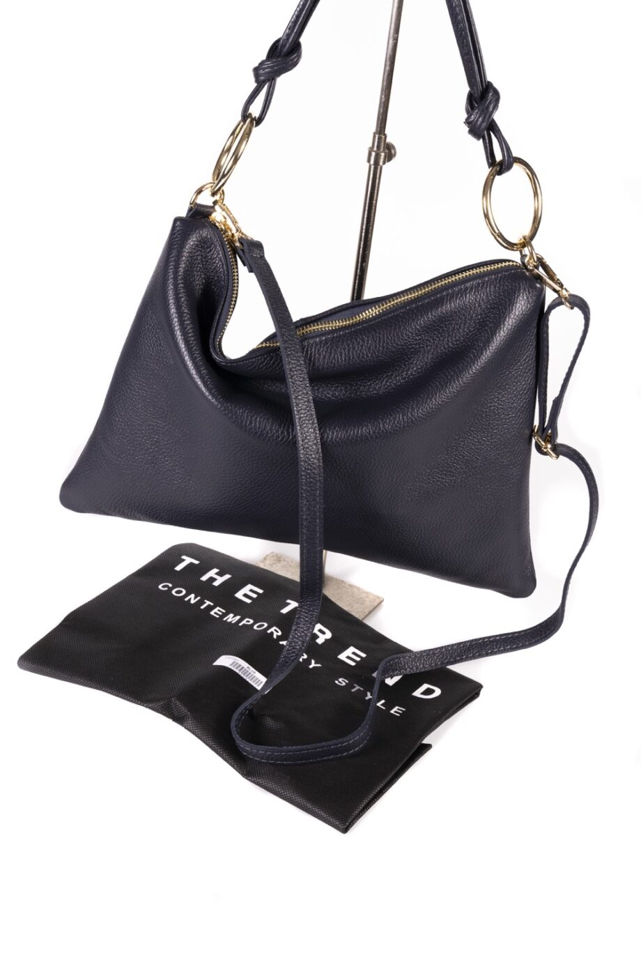 Bolso de piel.