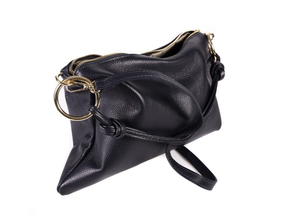 Bolso de piel.