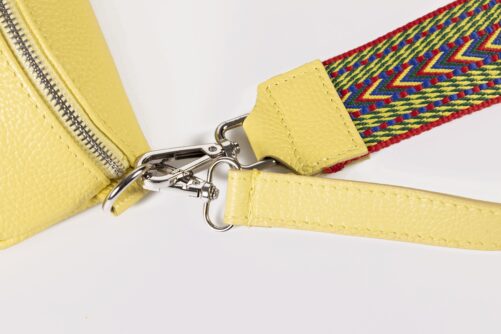 Bolso / riñonera de piel. - Imagen 4