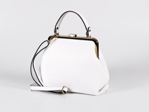 Bolso de piel.