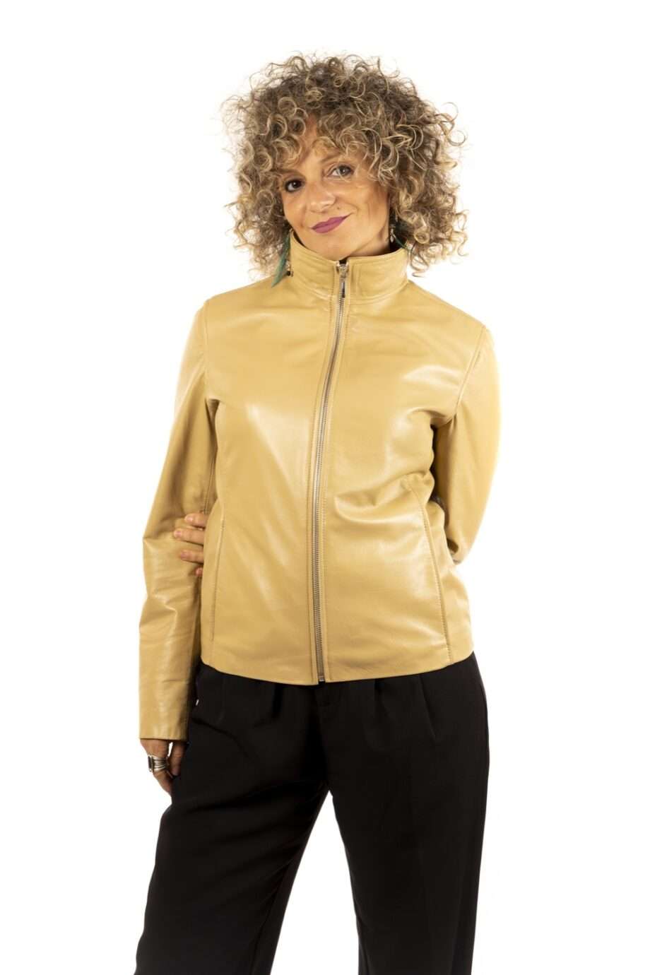 CHAQUETA DE PIEL OLA
