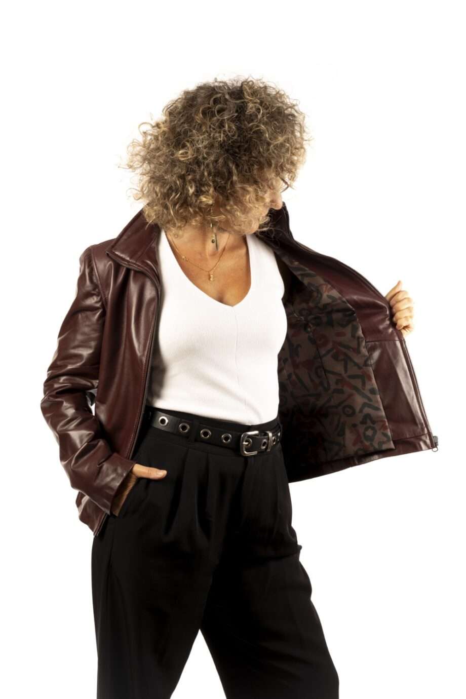 CHAQUETA DE PIEL OLA