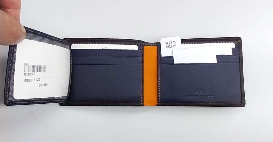 Billetera de piel vacuna para hombre con interior multicolor