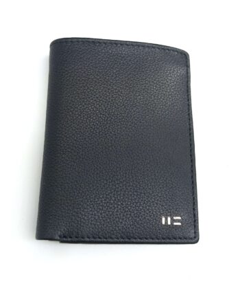 Billetera de piel vacuna para hombre con interior contrastado